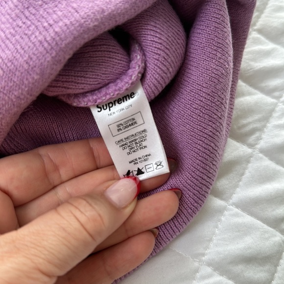 Supreme Big Logo Beanie (FW20) - Picture 3 of 3